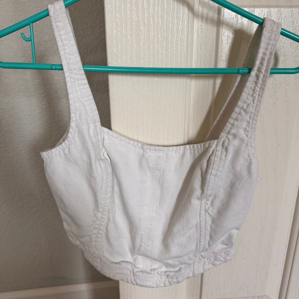White crop tank